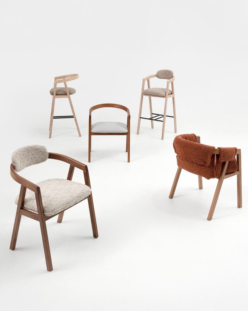 Instagram post from penalver_muebles. This post is in position 2.