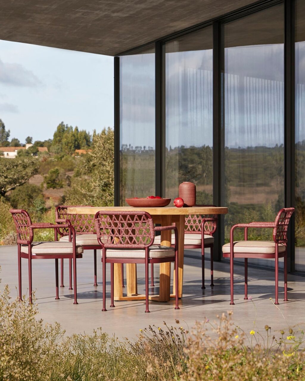 Instagram post from penalver_muebles. This post is in position 5.